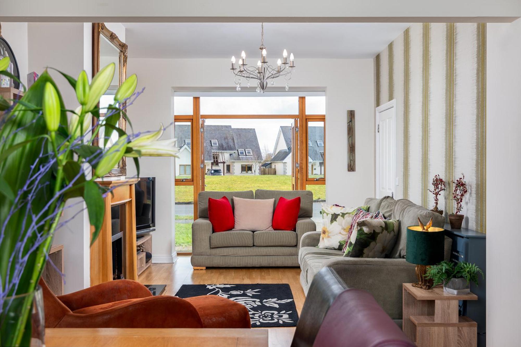Shannonside - Stylish 5 Bed Marina Home & 40Ft Mooring Termonbarry Εξωτερικό φωτογραφία