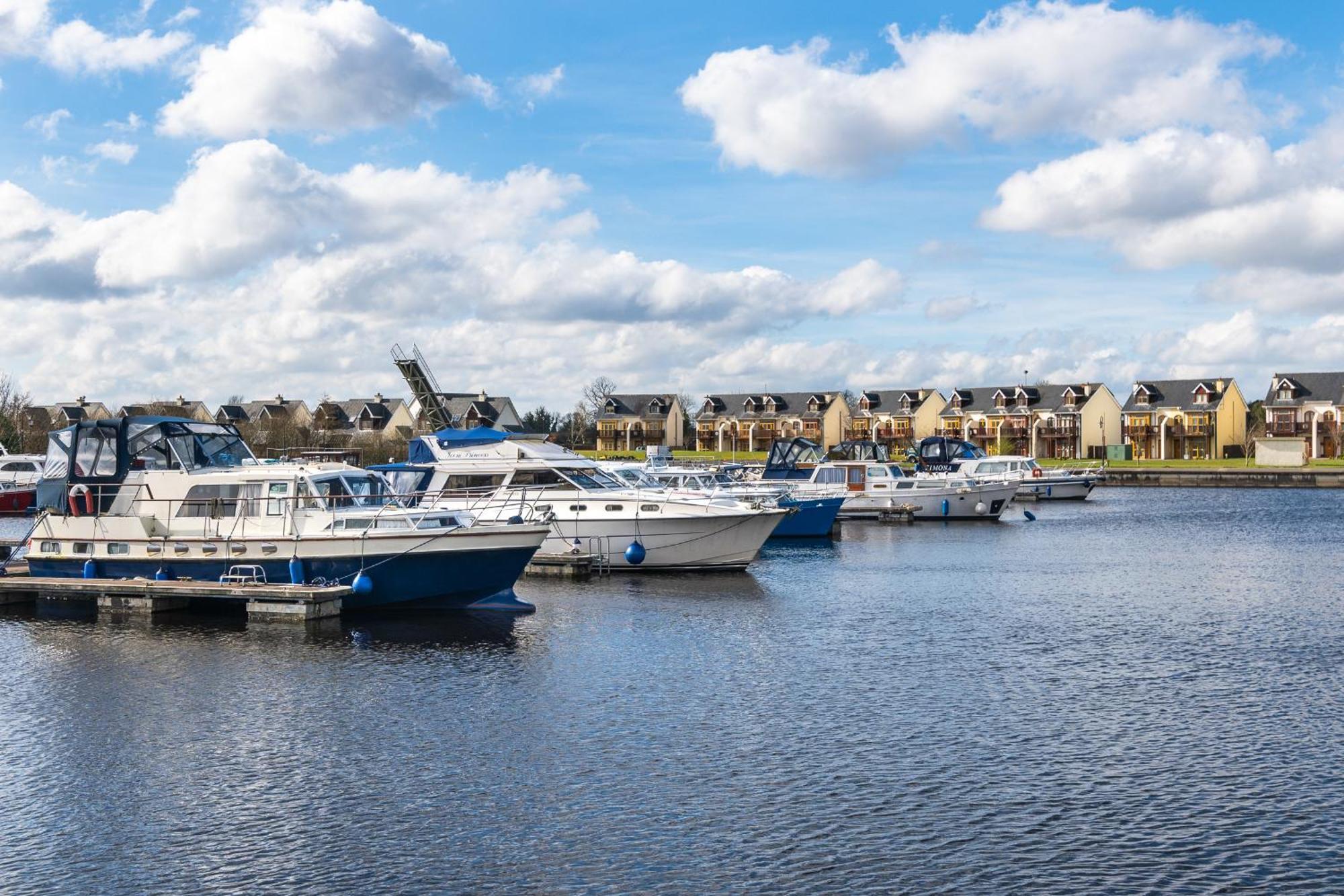 Shannonside - Stylish 5 Bed Marina Home & 40Ft Mooring Termonbarry Εξωτερικό φωτογραφία